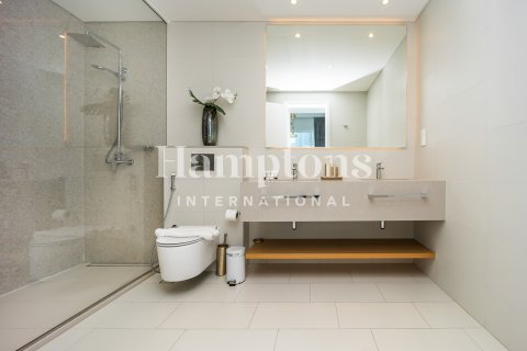 Apartment sa Jumeirah Beach Residence, Dubai, UAE 2 silid-tulugan, 130.95978492 sq.m. № 721407 - larawan 12