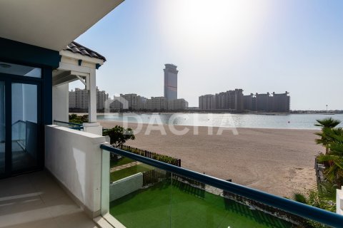 Palm Jumeirah、Dubai、UAE にあるヴィラ販売中 5ベッドルーム、310 m2、No723151 - 写真 20