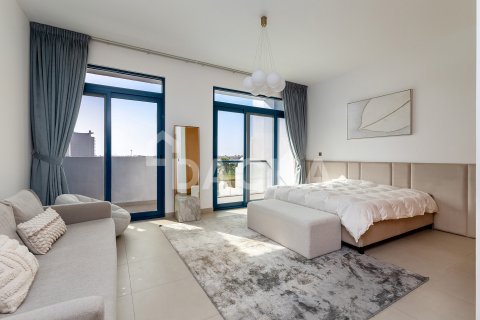 Palm Jumeirah、Dubai、UAE にあるヴィラ販売中 5ベッドルーム、310 m2、No723151 - 写真 19