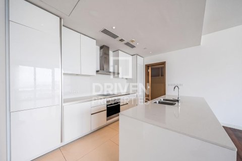 Apartmen di City Walk, Dubai, UAE 2 bilik tidur, 159.79 meter persegi № 767034 - foto 8
