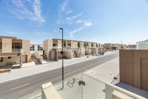 Rekkehus i Mohammed Bin Rashid City, Dubai, Emiratene 4 soverom, 187 kvm nr. 722538