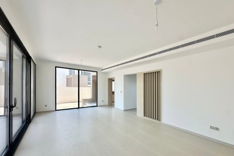 Villa para arrendamento em Jebel Ali, Dubai, EAU 4 quartos, 638 m2 № 749898 - foto 3