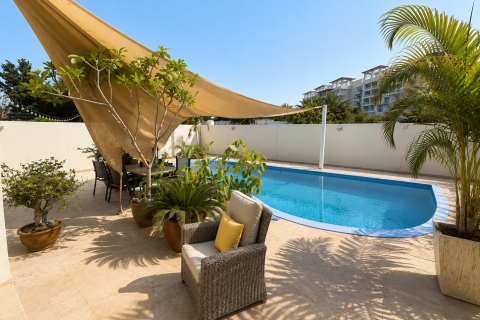 Villa em Meadows, Dubai, EAU 5 quartos, 540.42 m2 № 749900