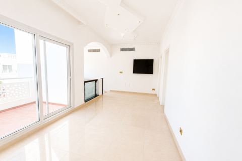 Vilë në Meadows, Dubai, Emiratet e Bashkuara Arabe 5 dhoma gjumi, 540.42 m2. № 749900 - Foto 11