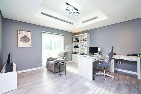 Al Furjan, Dubai, BAE’de satılık villa 5 yatak odası, 506 m² No 625219 - fotoğraf 12