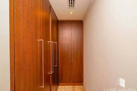 Villa itt: Jumeirah Park, Dubai, EAE, 3 hálószoba, 327.67 m², azonosító: 394491 - fénykép 24