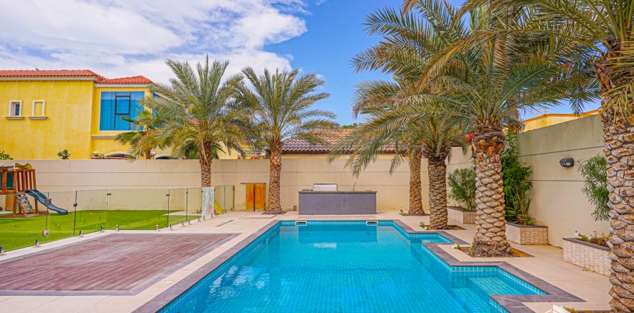 Villa itt: Jumeirah Park, Dubai, EAE, 3 hálószoba, 327.67 m², azonosító: 394491