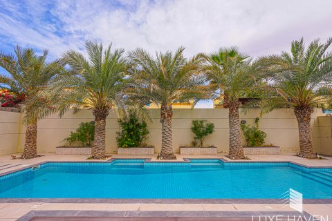 Villa itt: Jumeirah Park, Dubai, EAE, 3 hálószoba, 327.67 m², azonosító: 394491 - fénykép 29