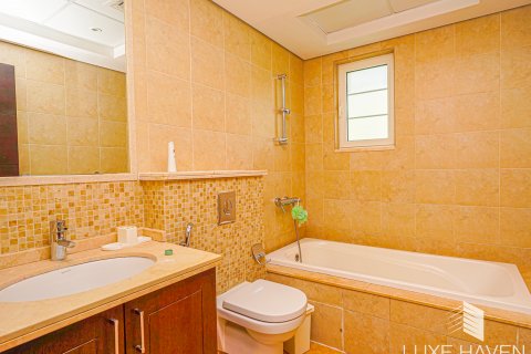 Villa itt: Jumeirah Park, Dubai, EAE, 3 hálószoba, 327.67 m², azonosító: 394491 - fénykép 20
