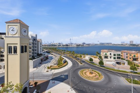 Leilighet i Jumeirah, Dubai, Emiratene 3 soverom, 215.01 kvm nr. 749102