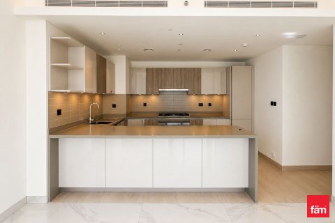 Apartment in Dubai, UAE 3 bedrooms, 149.8 sq.m. № 722492 - photo 5