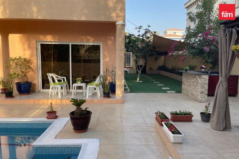Βίλα σε Dubai, ΗΑΕ 5 υπνοδωμάτια, 555 τ.μ. Αρ. 760915 - φωτογραφία 11