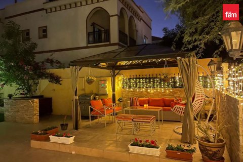 Βίλα σε Dubai, ΗΑΕ 5 υπνοδωμάτια, 555 τ.μ. Αρ. 760915 - φωτογραφία 15
