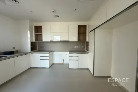 Villa til leie i Jebel Ali, Dubai, Emiratene 4 soverom, 376 kvm Nr. 738186 - Foto 5