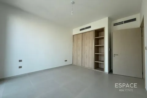 Villa til leie i Jebel Ali, Dubai, Emiratene 4 soverom, 376 kvm Nr. 738186 - Foto 10