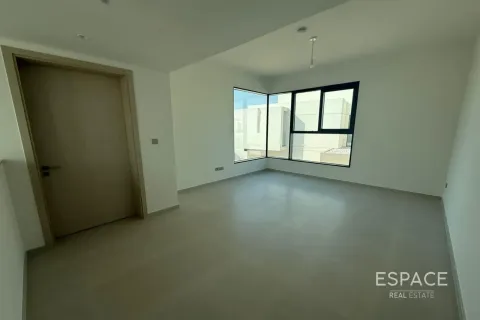 Villa til leie i Jebel Ali, Dubai, Emiratene 4 soverom, 376 kvm Nr. 738186 - Foto 7