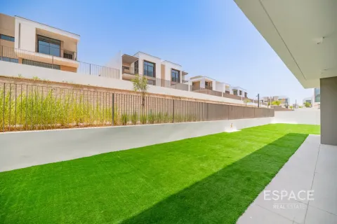 Vila di Al Furjan, Dubai, UEA 4 kamar tidur, 462 m2 nomor 738218 - foto 13