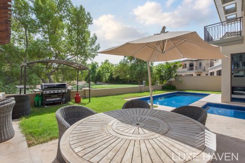 Villa in Jumeirah Golf Estates, Dubai, VAE 5 slaapkamers, 522.58 vr.m. nr 571375