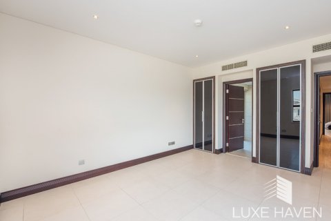 Villa til salg i Jumeirah Golf Estates, Dubai, UAE 5 soveværelser, 522.58 kvm № 571375 - foto 20