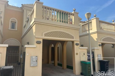 خانه شهری در Jumeirah Village Triangle، Dubai ، امارات متحده عربی 2 خوابه ، 180.05 متر مربع.  شماره 755334