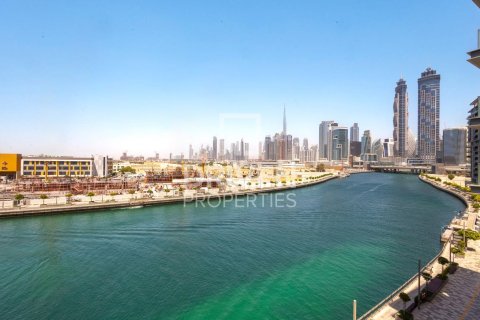 Al Wasl, Dubai, UAE의 임대용 아파트 침실 3개, 186.55제곱미터 번호 757029 - 사진 2