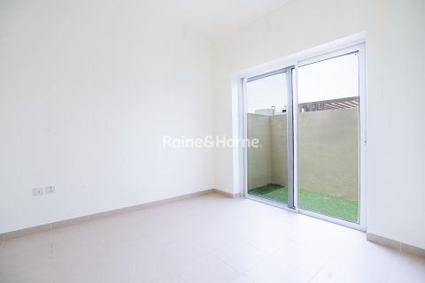 Vilă de vânzare în Dubai, EAU 3 dormitoare, 199 mp. №707598 - poză 11