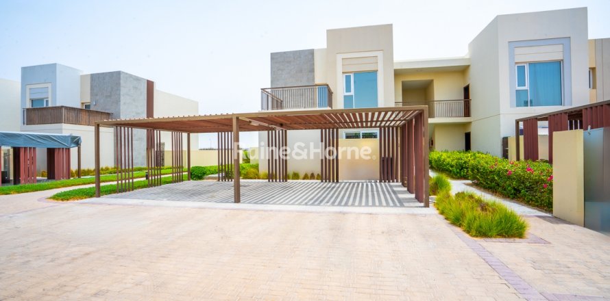 Villa à Dubai, EAU: 3 chambres, 199 m2 № 707598