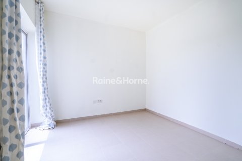 Vilă de vânzare în Dubai, EAU 3 dormitoare, 199 mp. №707598 - poză 8
