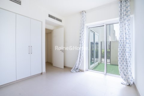 Vilă de vânzare în Dubai, EAU 3 dormitoare, 199 mp. №707598 - poză 13