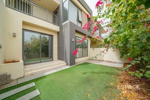 Dubai Hills Estate, UAE의 임대용 빌라 침실 4개, 224제곱미터 번호 738388 - 사진 2