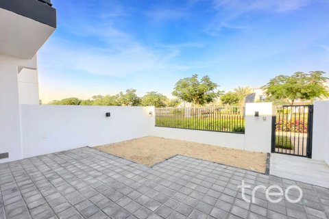 Řadový dům v Dubai Land, Dubai, SAE 3 ložnice, 180.79 m² Č.: 761355 - fotografie 2