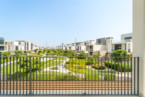 Dubai, UAE의 판매용 빌라 침실 4개, 433제곱미터 번호 696274 - 사진 15