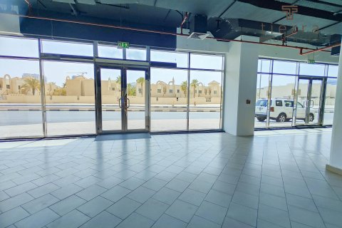 Poslovni prostor u gradu Dubai, UAE 780.6 m2 Br. 569298