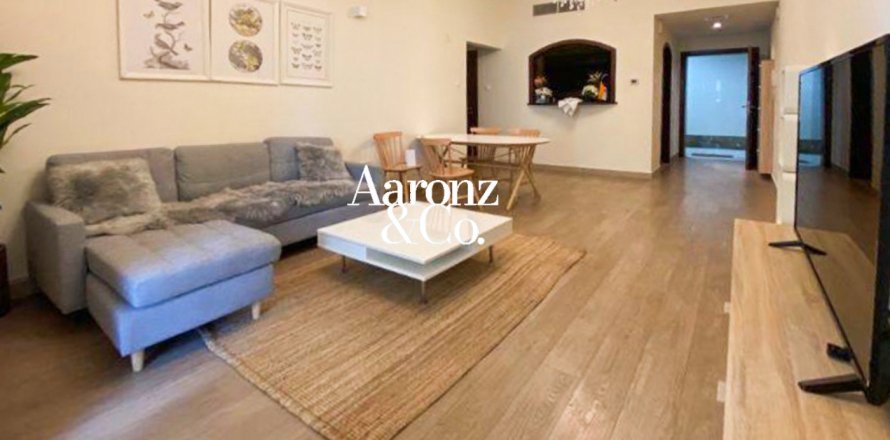 آپارتمان در Jumeirah Lake Towers، Dubai ، امارات متحده عربی 2 خوابه ، 212 متر مربع.  شماره 686682