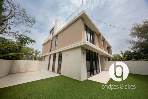 Villa i Dubai Hills Estate, Dubai, UAE 3 sovrum, 278 kvm Nr. 706153