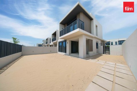 Řadový dům v Jebel Ali, Dubai, SAE 4 ložnice, 357.8 m² Č.: 740351