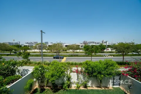 Villa sa Dubai Hills Estate, UAE 4 silid-tulugan, 231 sq.m. № 738357 - larawan 18