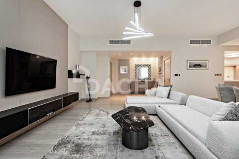 Apartmen di Jumeirah Beach Residence, Dubai, UAE 1 bilik tidur, 119 meter persegi № 710296 - foto 7