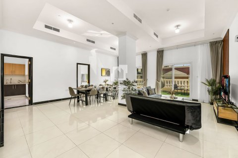Penthouse v Jumeirah Village Circle, Dubai, SAE 3 spálne, 294 m2 č. 665491