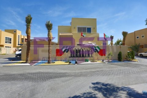 Vila di Al Raha Gardens, Abu Dhabi, UEA 5 kamar tidur, 481.2 m2 nomor 406789 - foto 20