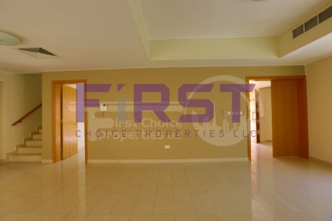 Vila di Al Raha Gardens, Abu Dhabi, UEA 5 kamar tidur, 481.2 m2 nomor 406789 - foto 4