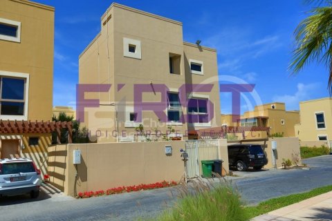 Vila di Al Raha Gardens, Abu Dhabi, UEA 5 kamar tidur, 481.2 m2 nomor 406789 - foto 2