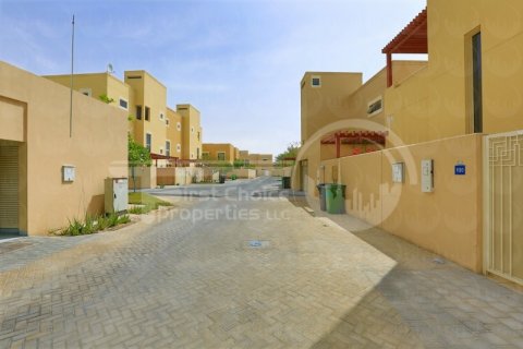 Al Raha Gardens, Abu Dhabi, UAE의 판매용 빌라 침실 3개, 239.8제곱미터 번호 406790 - 사진 9