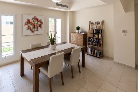 Villa sa Meadows, Dubai, UAE 3 silid-tulugan, 317.26 sq.m. № 750016 - larawan 6