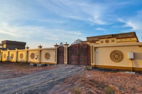 Купити віллу в Al Riffa, Рас-эль-Хайма, ОАЕ 4 спальні, 929м2, № 734944 - фото 2