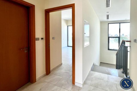 Townhouse de închiriat în Dubai Land, Dubai, EAU 3 dormitoare, 161 mp.  №628349 - poză 11