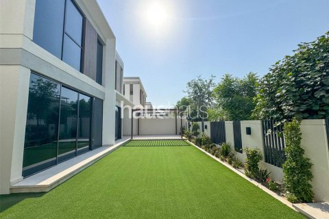 Villa asukohaga Tilal Al Ghaf, Dubai, AÜE: 5 magamistoaga, 493 m² Nr 626541