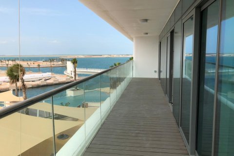 Пәтер Al Raha Beach, Абу-Даби, БАӘ-да 2 жатын бөлмелер, 184 м² № 717019