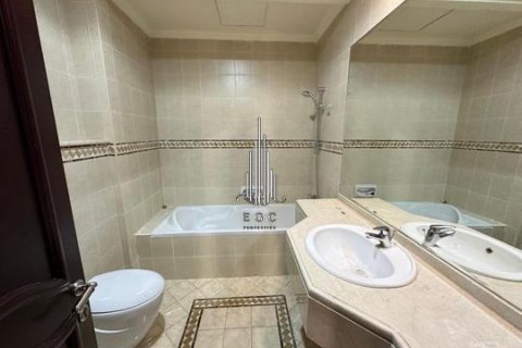 Villa para arrendamento em Al Bateen, Abu Dhabi, EAU 7 quartos, 557.4 m2 № 544451 - foto 20