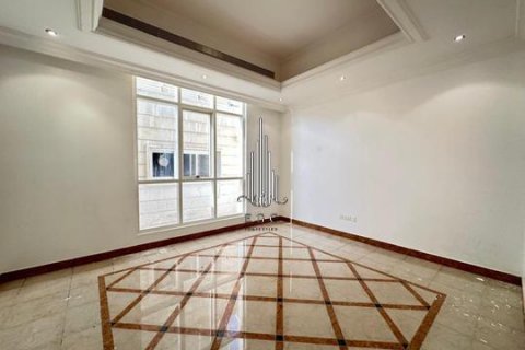 Villa para arrendamento em Al Bateen, Abu Dhabi, EAU 7 quartos, 557.4 m2 № 544451 - foto 13